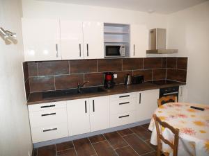 Appartements Ets Levillain-Hotel les Caletes : Appartement 1 Chambre