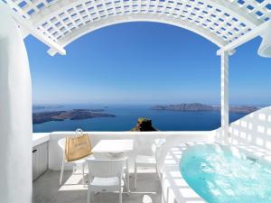 Tholos Resort Santorini Greece