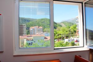 Mila & Aleksandr Apartments