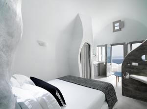 Tholos Resort Santorini Greece