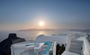 Tholos Resort Santorini Greece