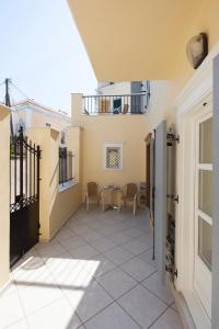 Antouanetta Apartments Syros Greece