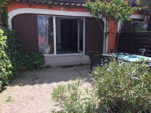 Maisons d'hotes Gites Le Patio34 : photos des chambres