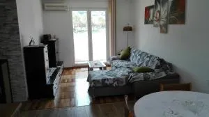 Giovanna - لابين