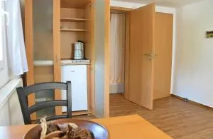 Gästehaus Waldecker - Hirten