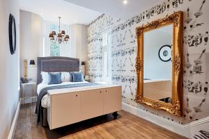 Tower Suite room in Oddfellows On The Park