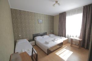 Standard Quadruple Room room in Hotel Garmon