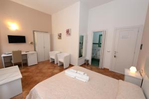 Suite with Balcony room in Residenza Gargano