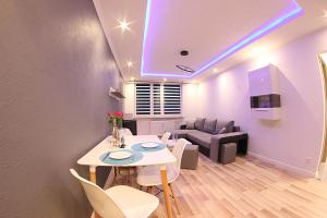 Noclegi FAMILY APARTMENTS Hotel Apartamenty