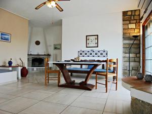 Superior Quadruple Room with Pool View