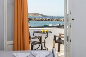 Ragoussis Sweet Rooms Paros Greece