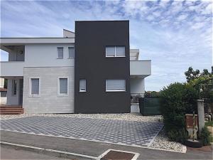 Apartments Peti