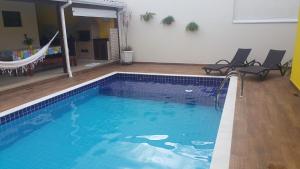 Edícula com Piscina