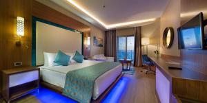  Superior Double Room with Sea View   room in Ramada Resort Kusadasi