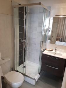 Hotels Logis Hotel du Midi - Rodez Centre-Ville : photos des chambres