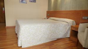 Twin Room room in Hotel Rusadir