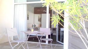 Hotels Hotel Restaurant Le Grand Large - Face a la plage - Ile de Re : photos des chambres