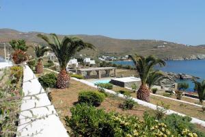 En Plo Tinos Greece