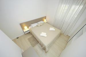 Valadar Apartments