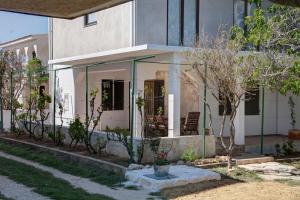 Apartment Pergola Nin - Queens Beach