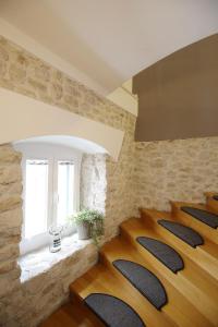 Stomorica Apartments