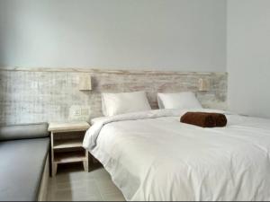 Phòng Tiêu Chuẩn Giường Đôi (Standard Double Room)