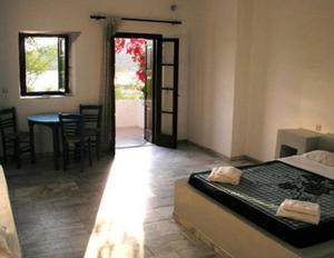 Helios Pension Ios Greece