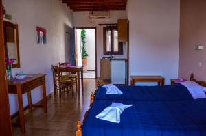 Romantza Patmos Greece