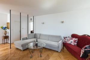 Love Affair Apartment