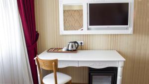 Quadruple Room room in Hotel Loor