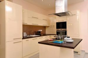 Grand Synagogue Dream Home