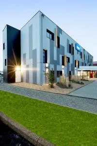 Kyriad Auray - 普罗梅尔