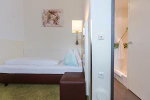 Economy Single Room room in Hotel Arooma