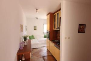 Apartment in Čiovo near beach, Trogir