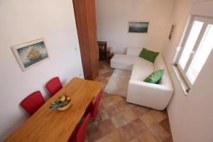 Apartment in Čiovo near beach, Trogir