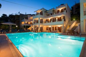 Kostis Villas Poros-Island Greece