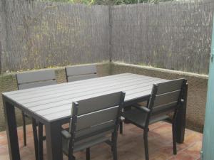 Villages vacances Les Garrigues de la Vallee des Baux : photos des chambres