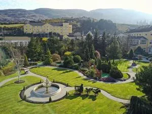 凯瑞克达尔温泉酒店 - Forkill