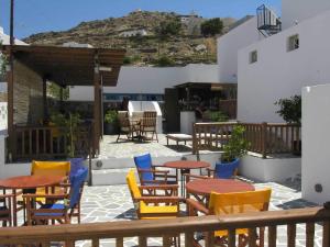 Spyros Place Ios Greece