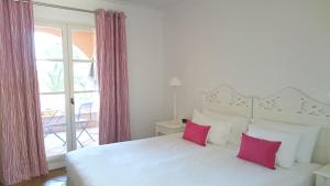 Hotels Hotel les Bouis - Vue mer : photos des chambres