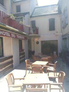 Hotels Hotel des Touristes : photos des chambres