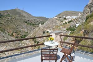 Fimaira 2 Syros Greece