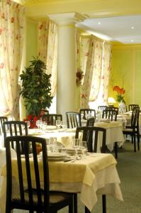 Hotels Logis Le Midland : photos des chambres