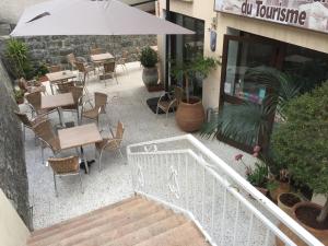 Hotels Hotel du Tourisme : photos des chambres