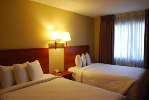 1 Double Bed, Mobility Accessible Room, Roll-In Shower, Non-Smoking room in Days Inn by Wyndham Las Vegas Wild Wild West Gambling Hall