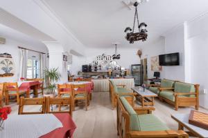 Hotel Olympia Santorini Greece