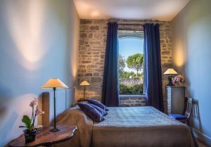 B&B / Chambres d'hotes Domaine de Labarthe Maison d'hotes : Chambre Double - Vue sur Jardin