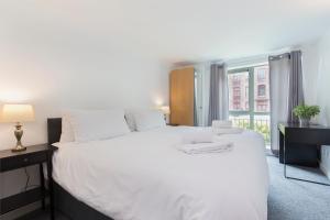 Raleigh Square - 2BR Ground-Floor Apartment in Nottingham