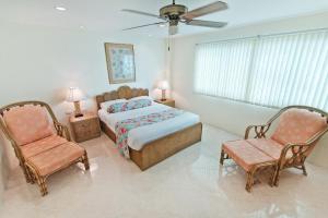 BUTTERFLY GARDEN BOUTIQUE RESIDENCES Apts and villas, A Lifestyle Destination Ex Lg 1-3 bedroom units , Full kitchen, 2 Full bathrooms, Rain shower, Spa bath, FREE BBQ, Free fast fiber optic WIFI, Staff 24-7