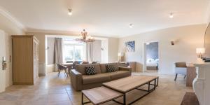 Complexes hoteliers Villa Odette : Suite Prestige 